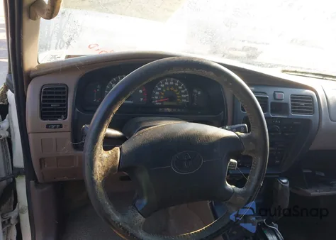 1999 Toyota 4Runner Sr5 V6 z USA, uszkodzony, nr VIN JT3HN86R0X0197825